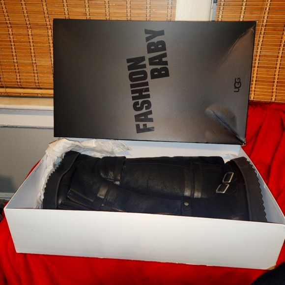 UGG- W MOTO PUNK OTK BOOT - Picture 1 of 12